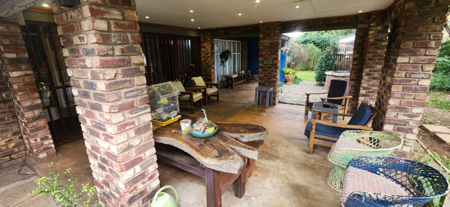 4 Bedroom Property for Sale in Miederpark North West